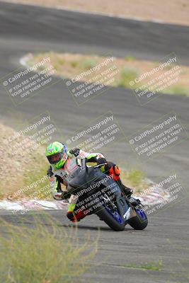 media/Jun-04-2022-WERA (Sat) [[b852bbbd55]]/Race 9 LW Twins Superbike V6 LW D Superstock/